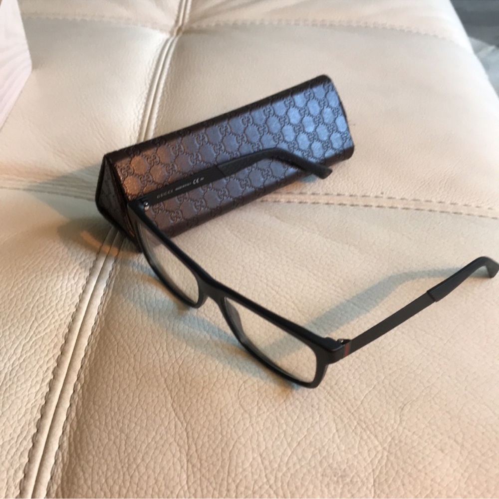 Gucci Black Rectangular Eyewear - image 7